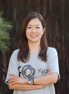 藤原 友香